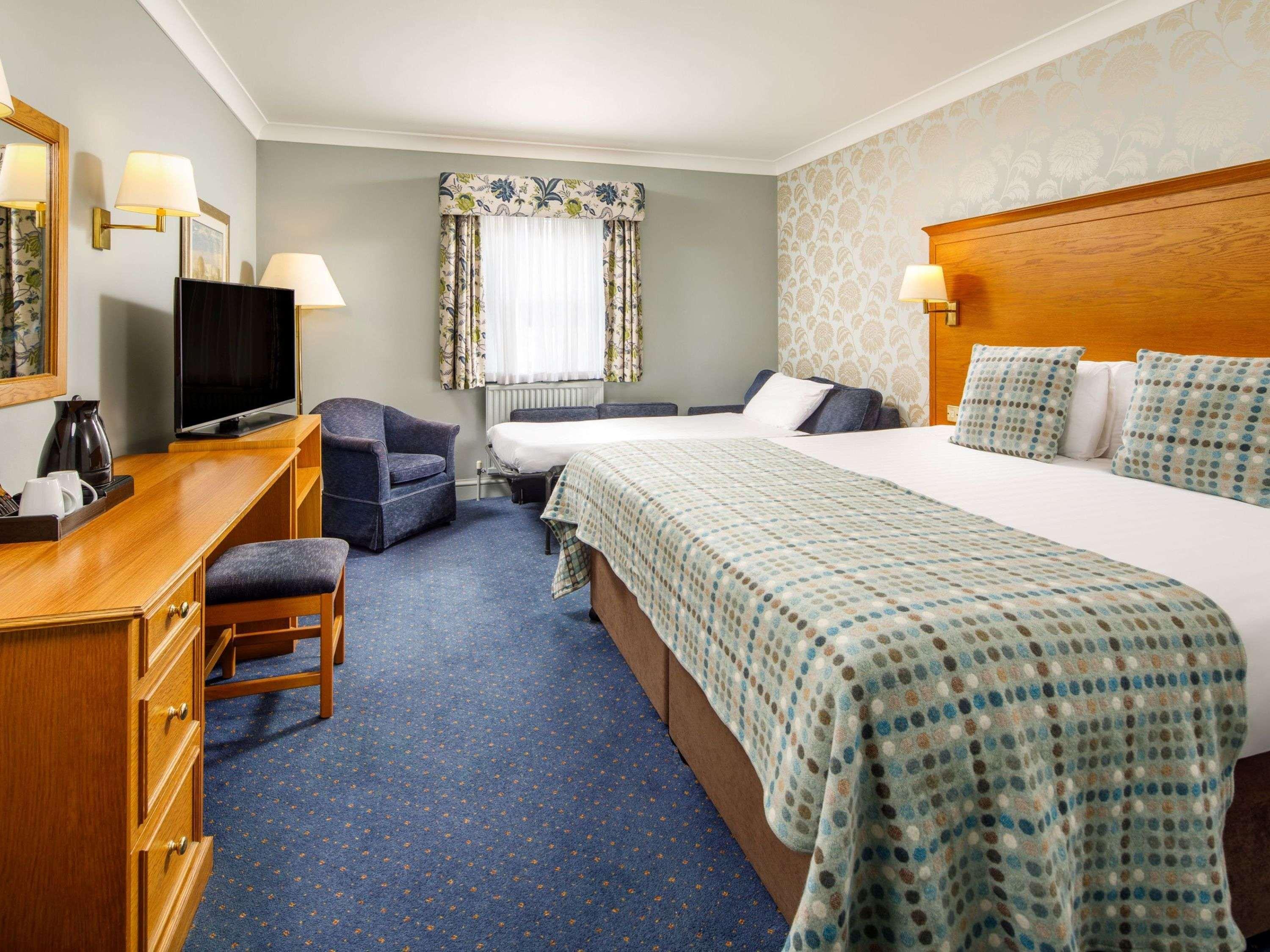 Mercure Bristol North The Grange 4* Winterbourne