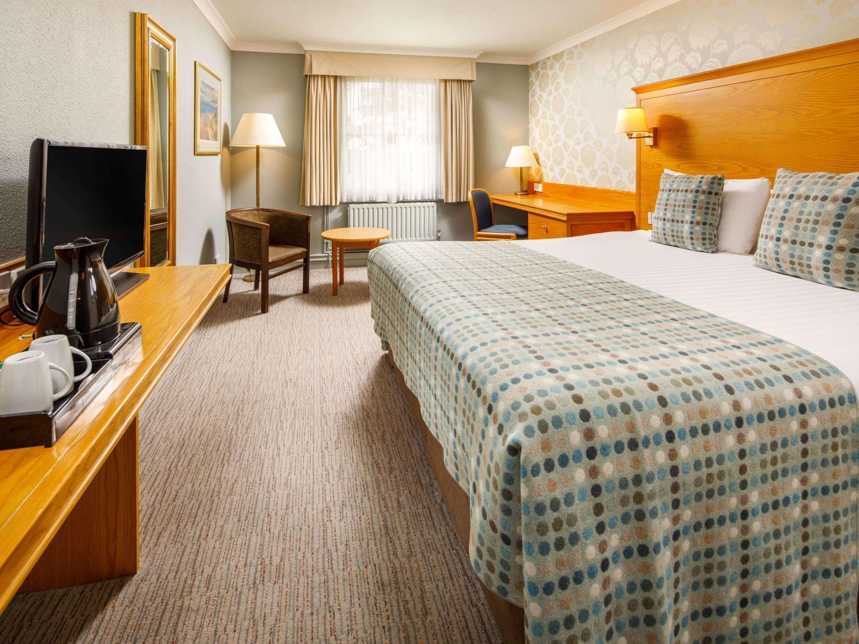 Mercure Bristol North The Grange 4*