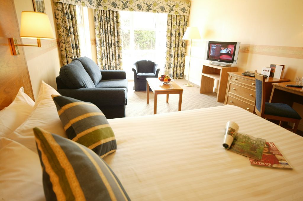 Mercure Bristol North The Grange Hotel 4*